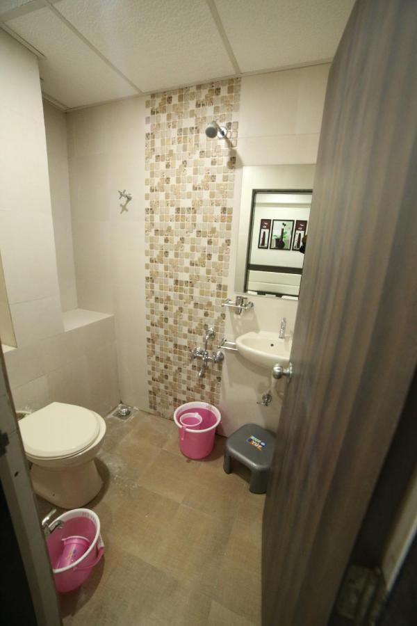 ראג'קוט Hotel City Inn מראה חיצוני תמונה